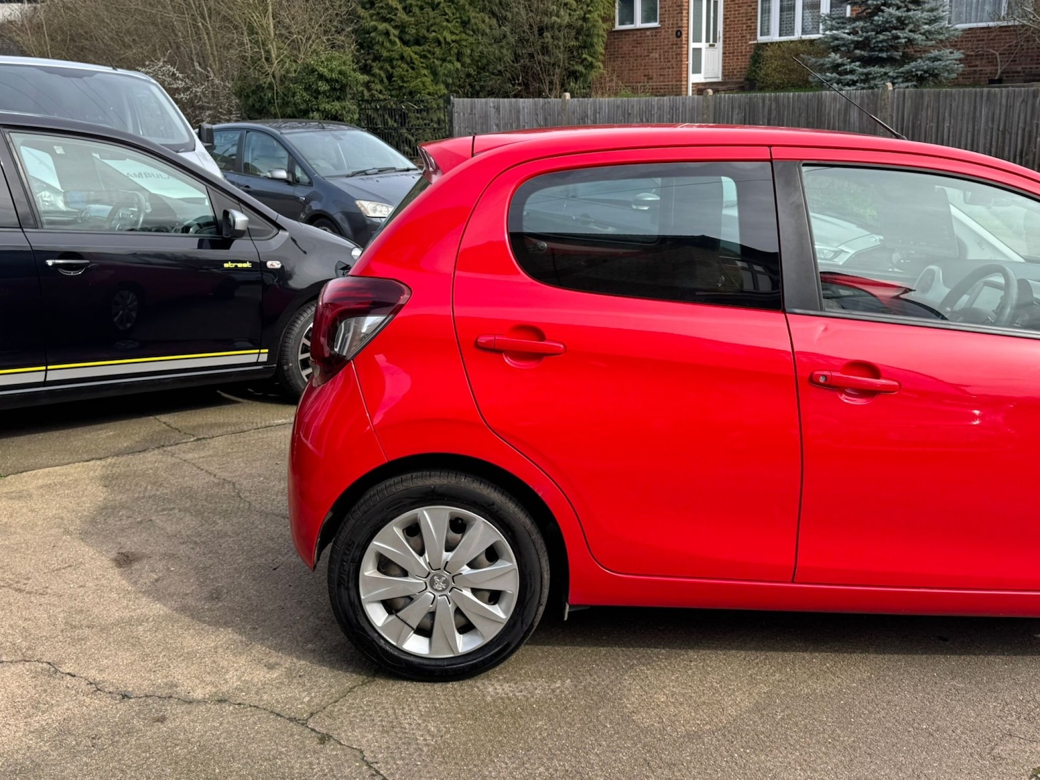 Used Peugeot 108 2014 for sale - 77981834: Photo 8