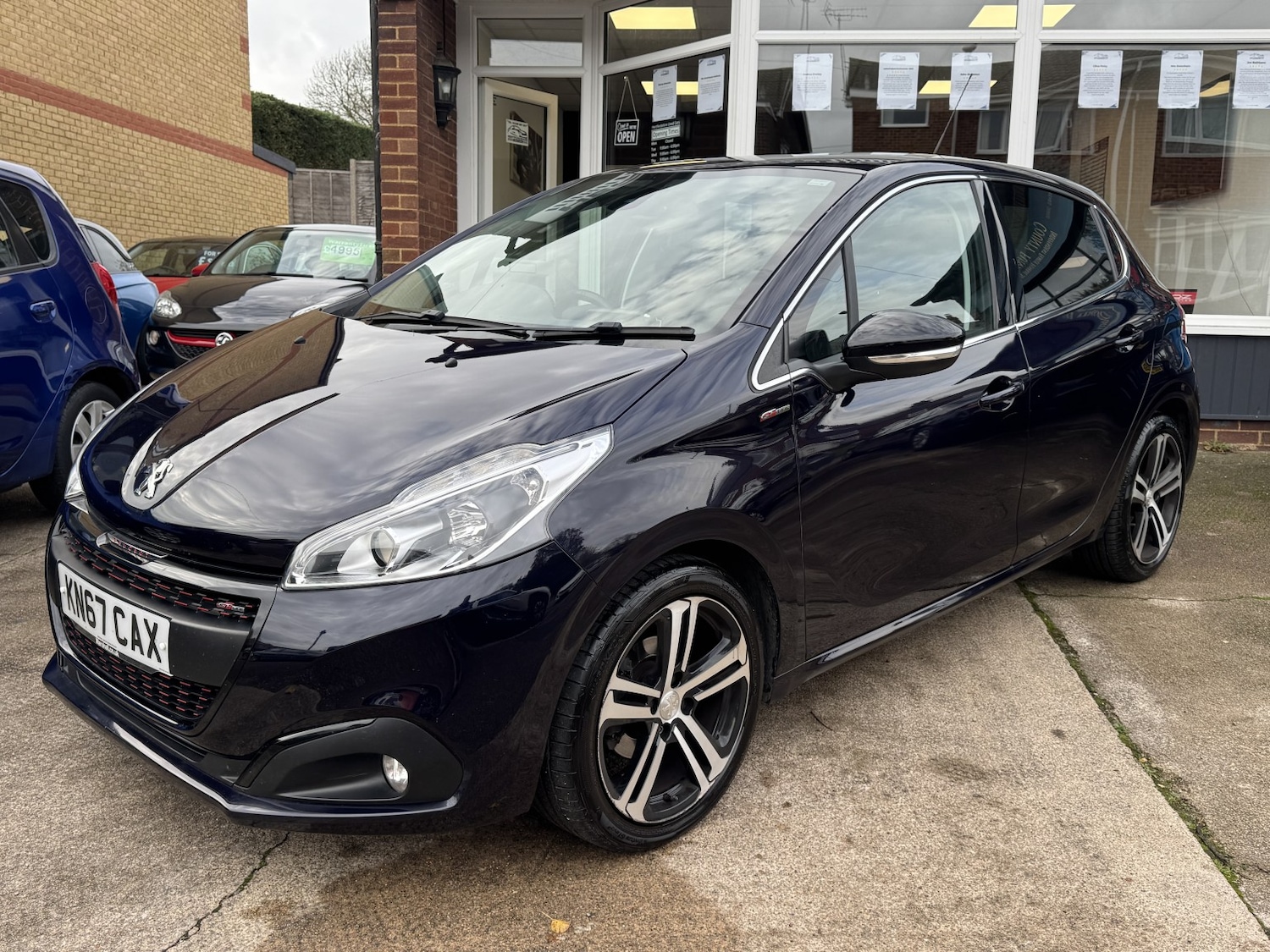 Used Peugeot 208 2017 for sale - 76618731: Photo 1