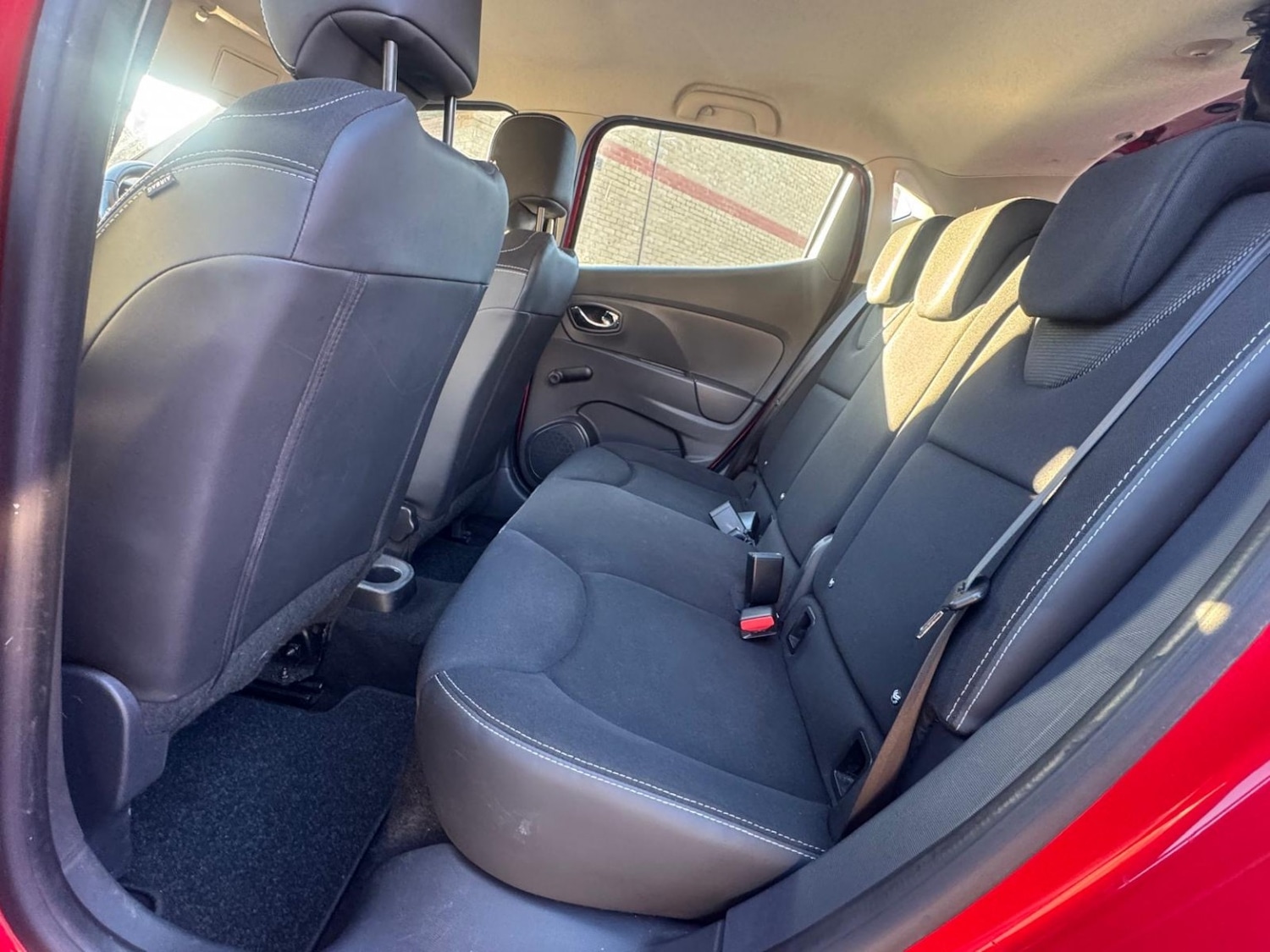 Used Renault Clio 2014 for sale - 77140631: Photo 31