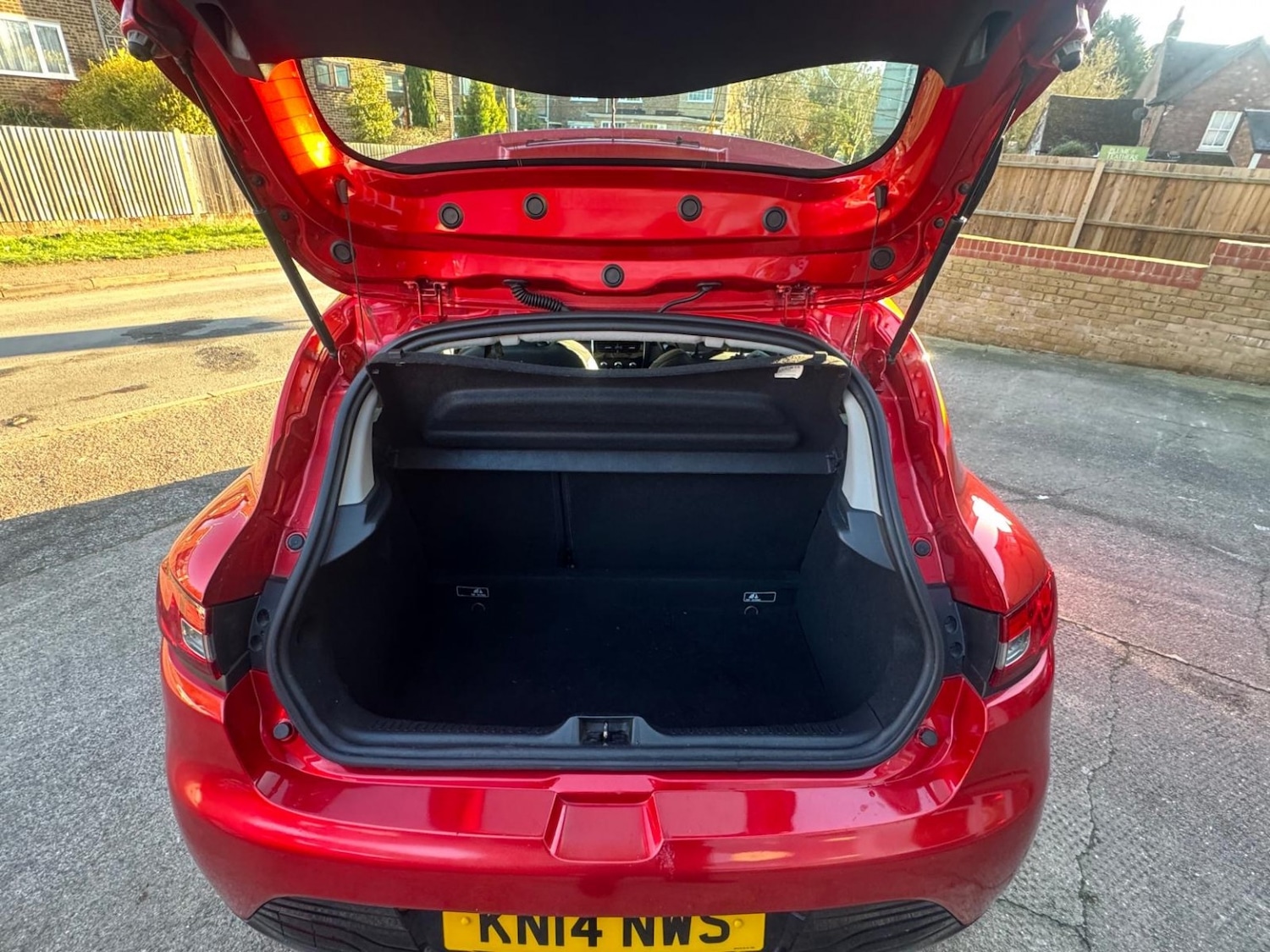 Used Renault Clio 2014 for sale - 77140631: Photo 32