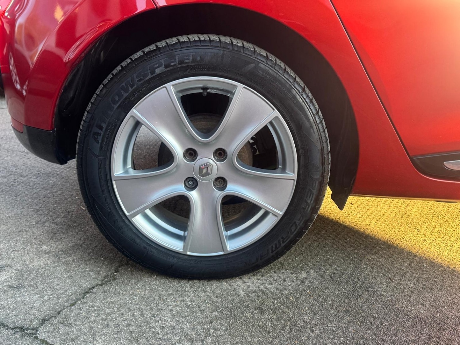 Used Renault Clio 2014 for sale - 77140631: Photo 9