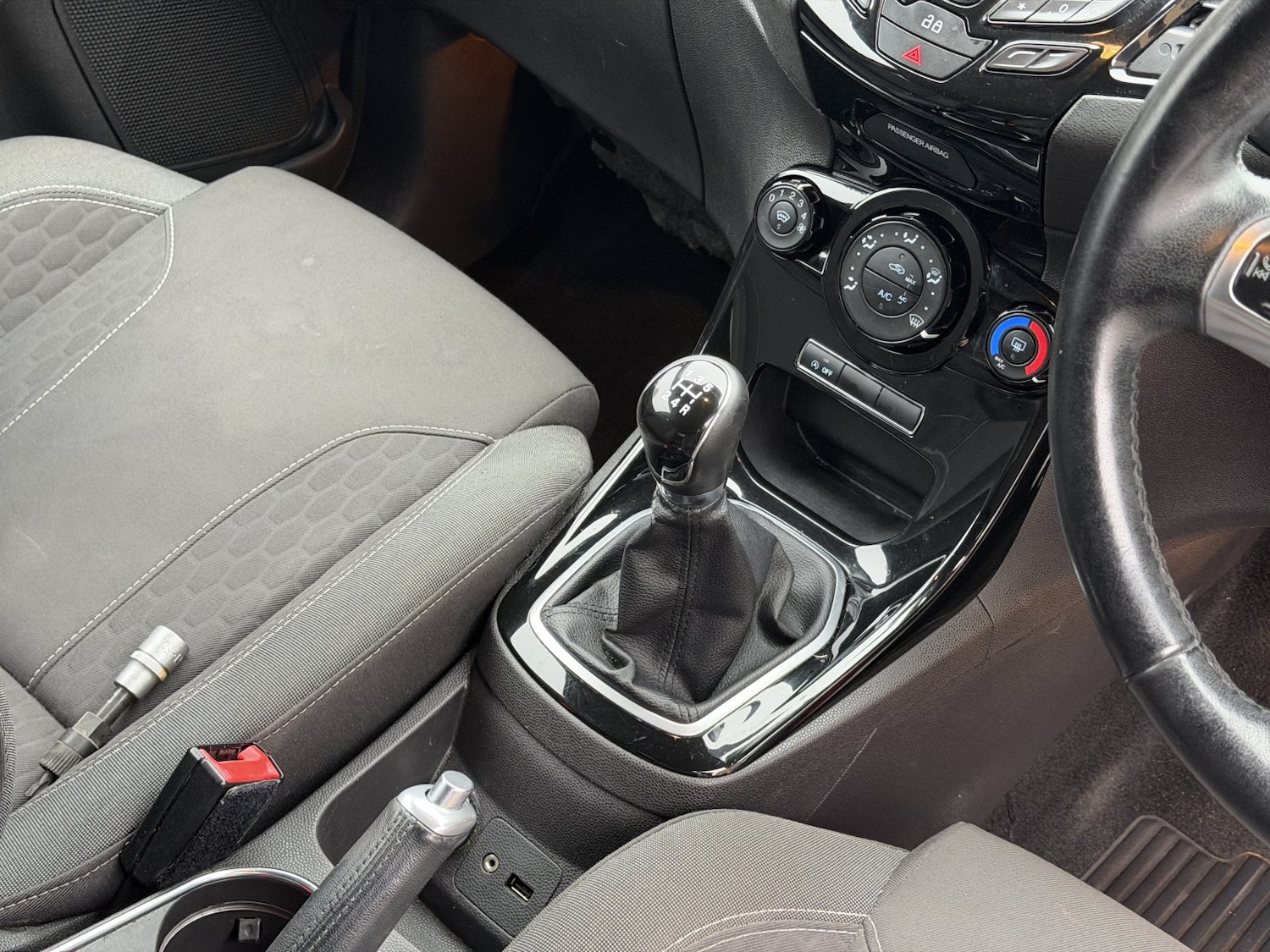 Used Ford Fiesta 2014 for sale - 77277375: Photo 21