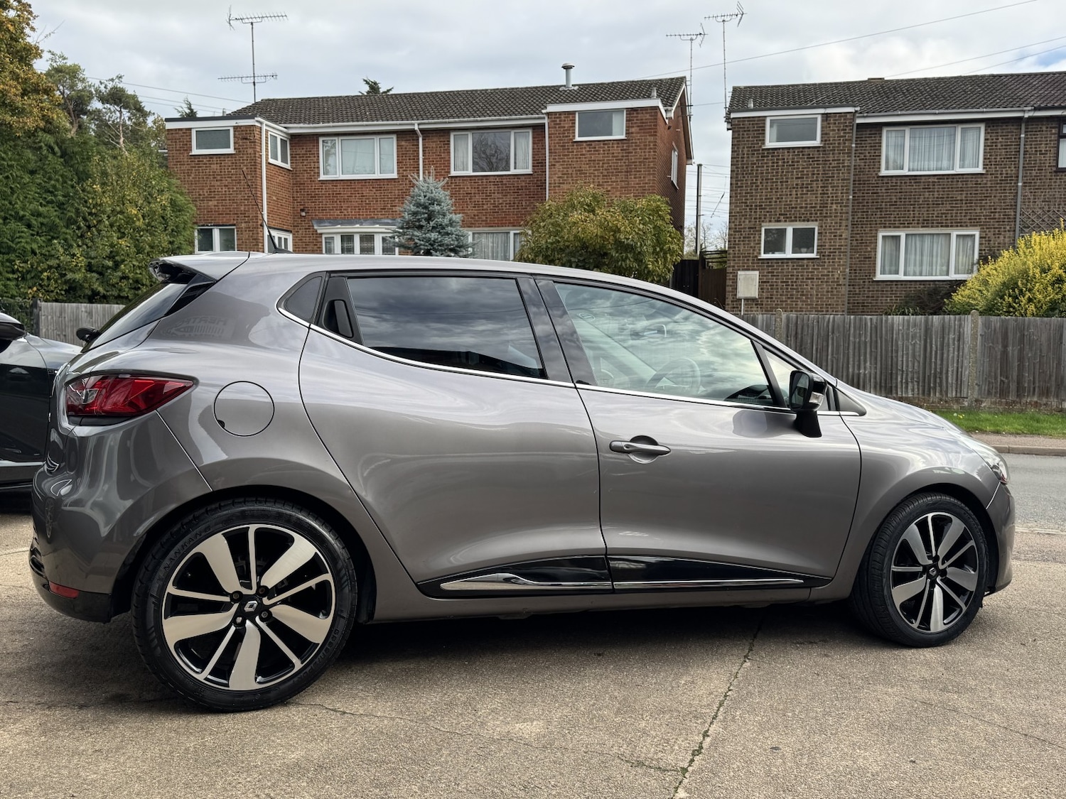 Used Renault Clio 2014 for sale - 76430948: Photo 10