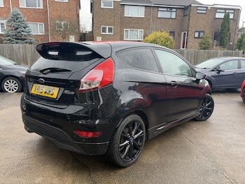 Used Ford Fiesta 2015 for sale - 77622549: Photo