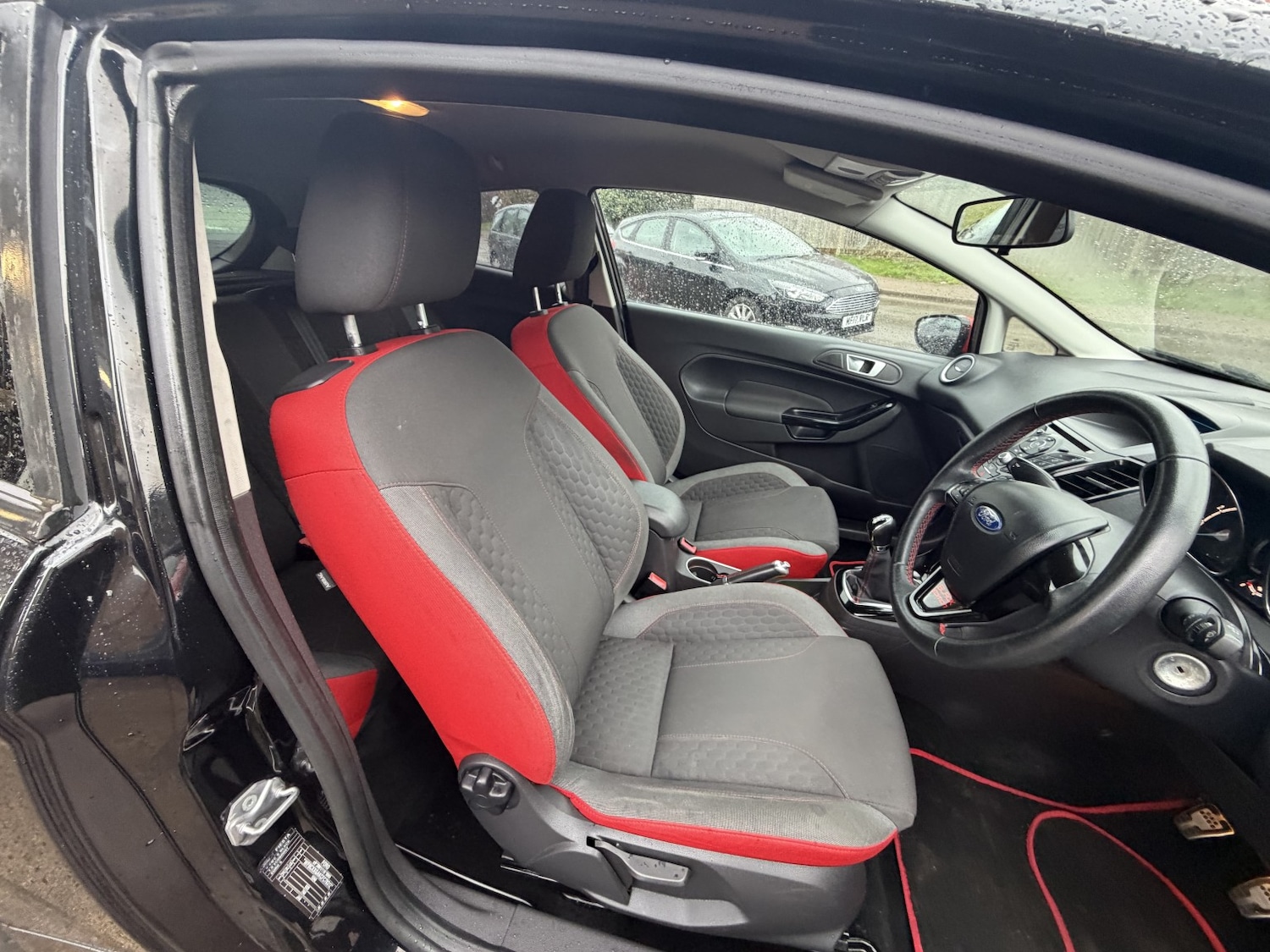 Used Ford Fiesta 2015 for sale - 77622549: Photo 8