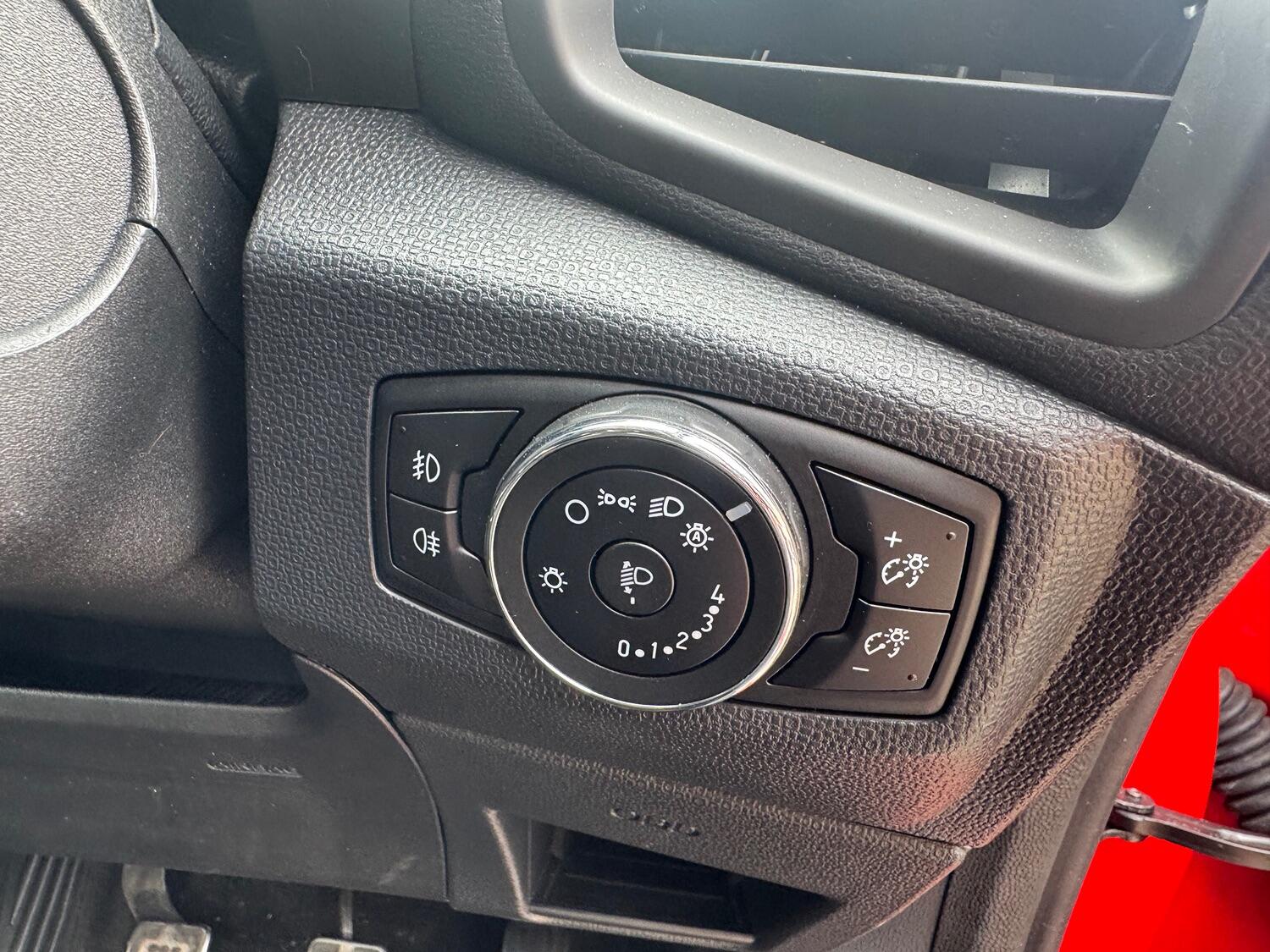 Used Ford Ecosport 2019 for sale - 75881696: Photo 37