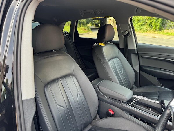 Used Audi e-tron 2020 for sale - 75475489: Photo 25