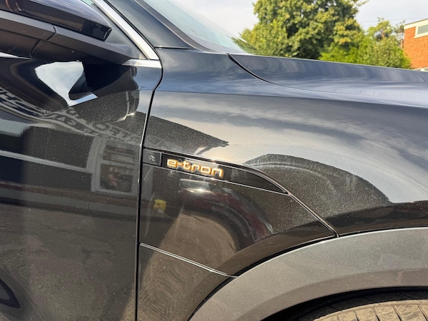 Used Audi e-tron 2020 for sale - 75475489: Photo 30