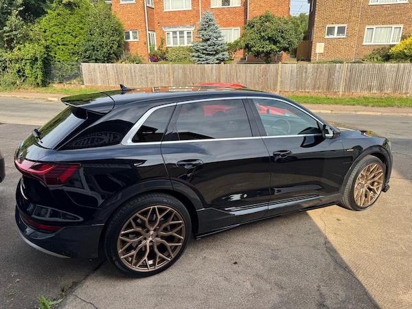 Used Audi e-tron 2020 for sale - 75475489: Photo 31
