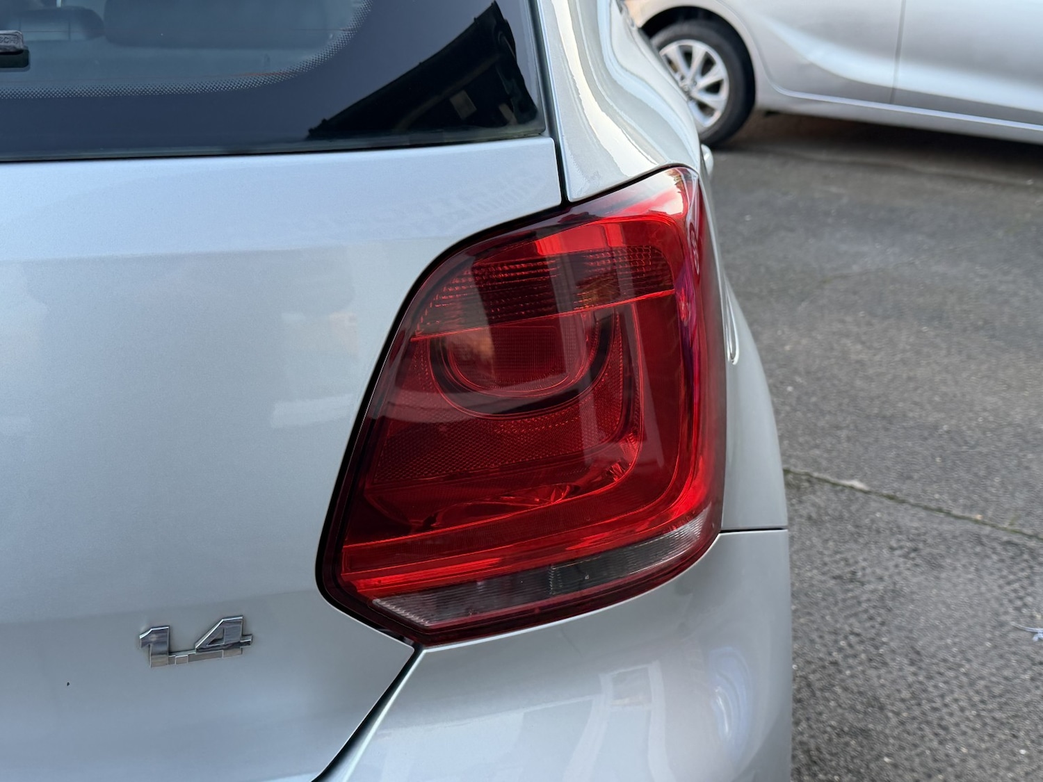 Used Volkswagen Polo 2009 for sale - 76799124: Photo 12