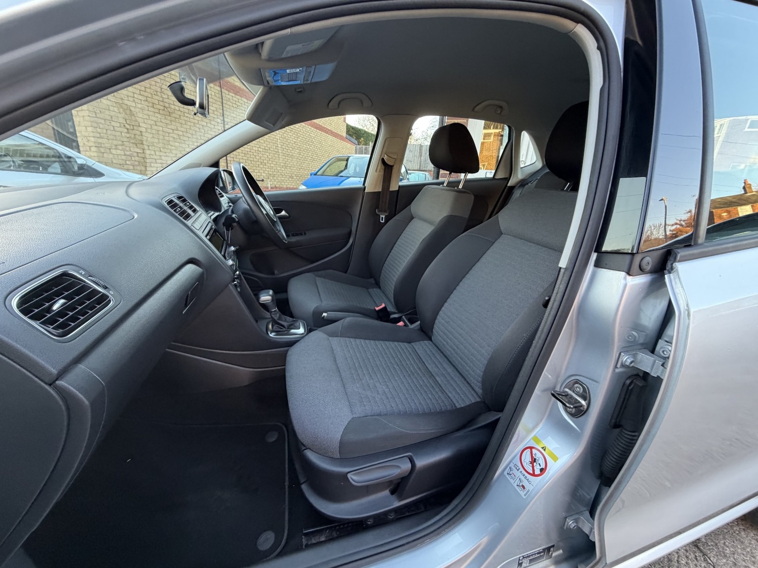 Used Volkswagen Polo 2009 for sale - 76799124: Photo 15