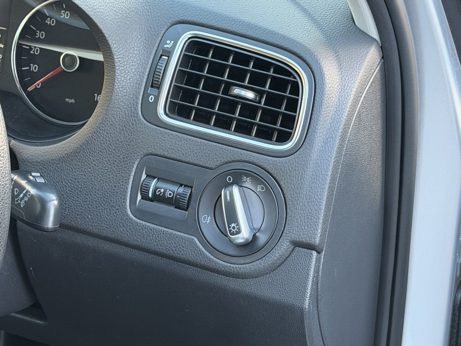 Used Volkswagen Polo 2009 for sale - 76799124: Photo 25