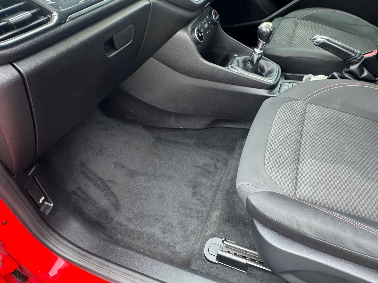 Used Ford Fiesta 2017 for sale - 77622553: Photo 8