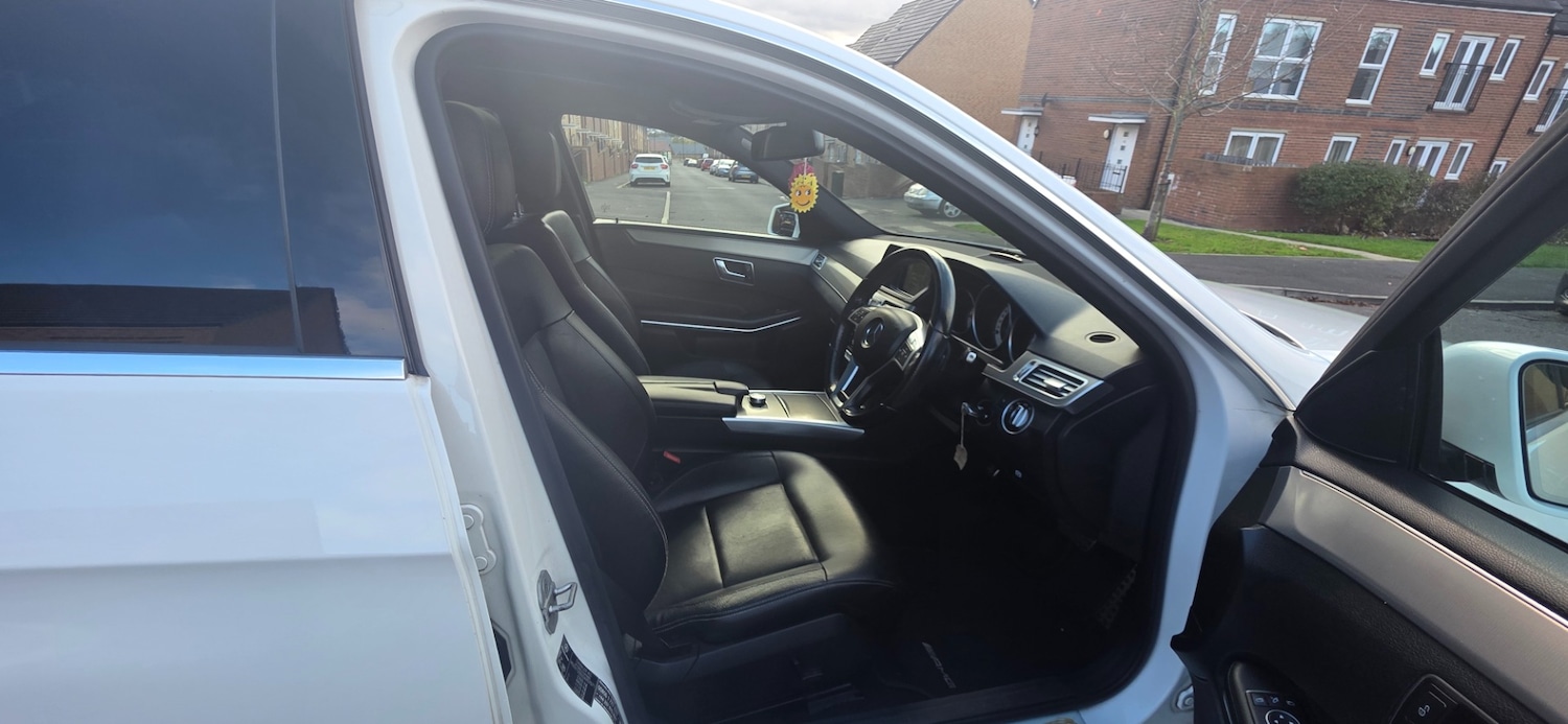 Used Mercedes-Benz E Class 2014 for sale - 76594879: Photo 10