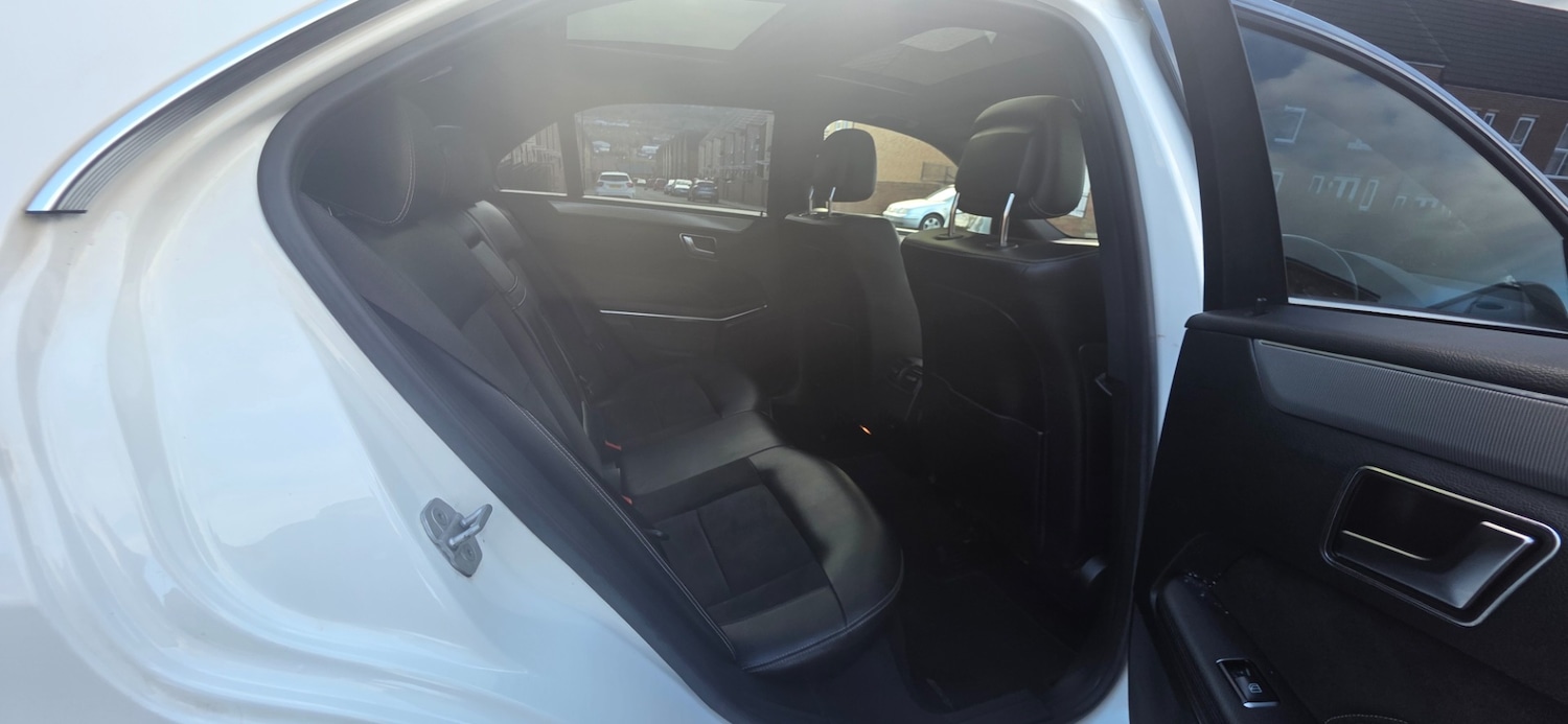 Used Mercedes-Benz E Class 2014 for sale - 76594879: Photo 11