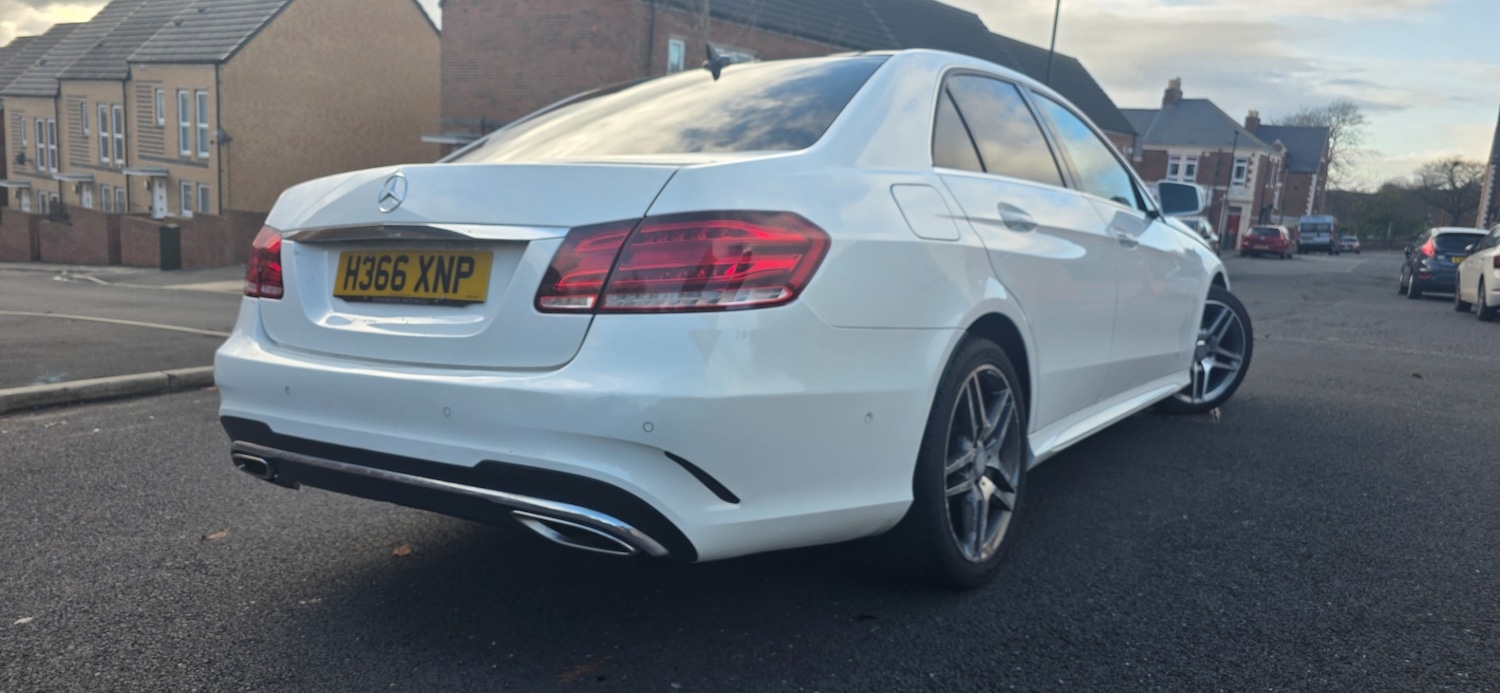 Used Mercedes-Benz E Class 2014 for sale - 76594879: Photo 2