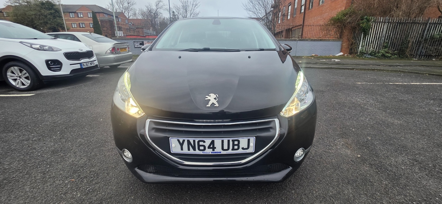 Used Peugeot 208 2014 for sale - 77319064: Photo 6