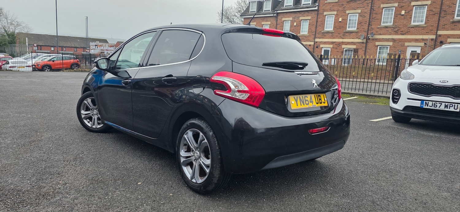 Used Peugeot 208 2014 for sale - 77319064: Photo 8