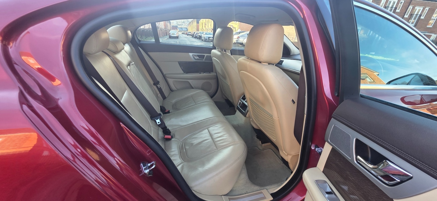 Used Jaguar XF 2014 for sale - 77079718: Photo 13