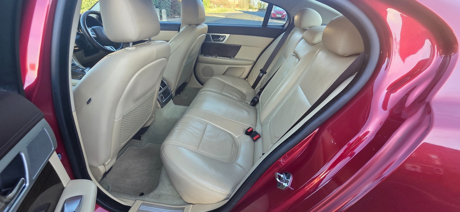 Used Jaguar XF 2014 for sale - 77079718: Photo 17