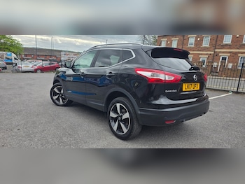 Used Nissan Qashqai 2017 for sale - 79490902: Photo