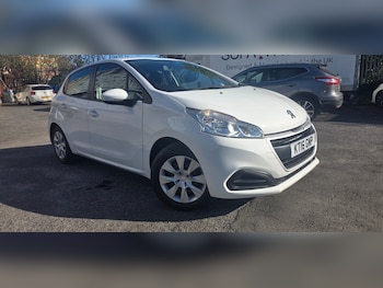 Used Peugeot 208 2016 for sale - 78360351: Photo