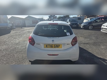 Used Peugeot 208 2016 for sale - 78360351: Photo