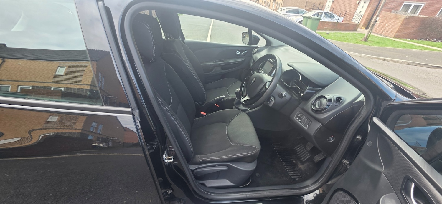 Used Renault Clio 2015 for sale - 77694456: Photo 11