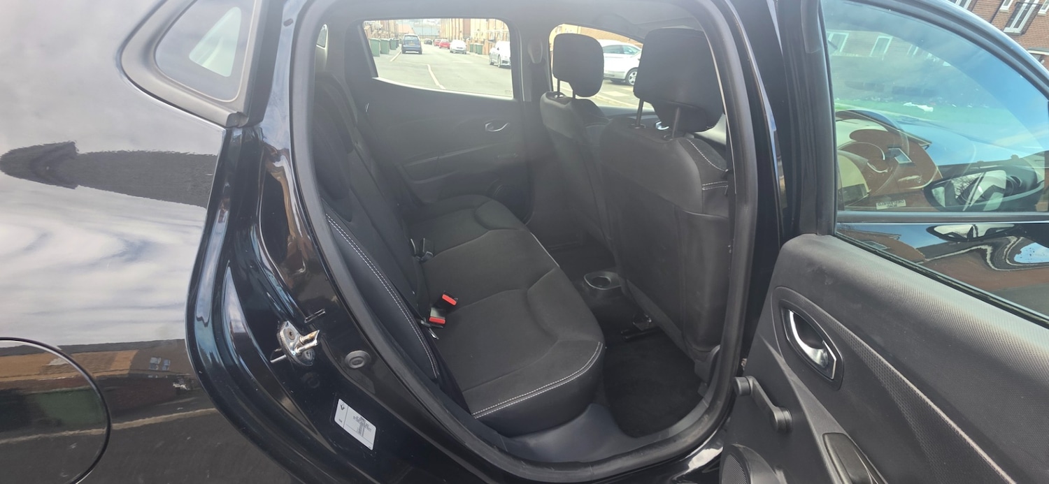 Used Renault Clio 2015 for sale - 77694456: Photo 12