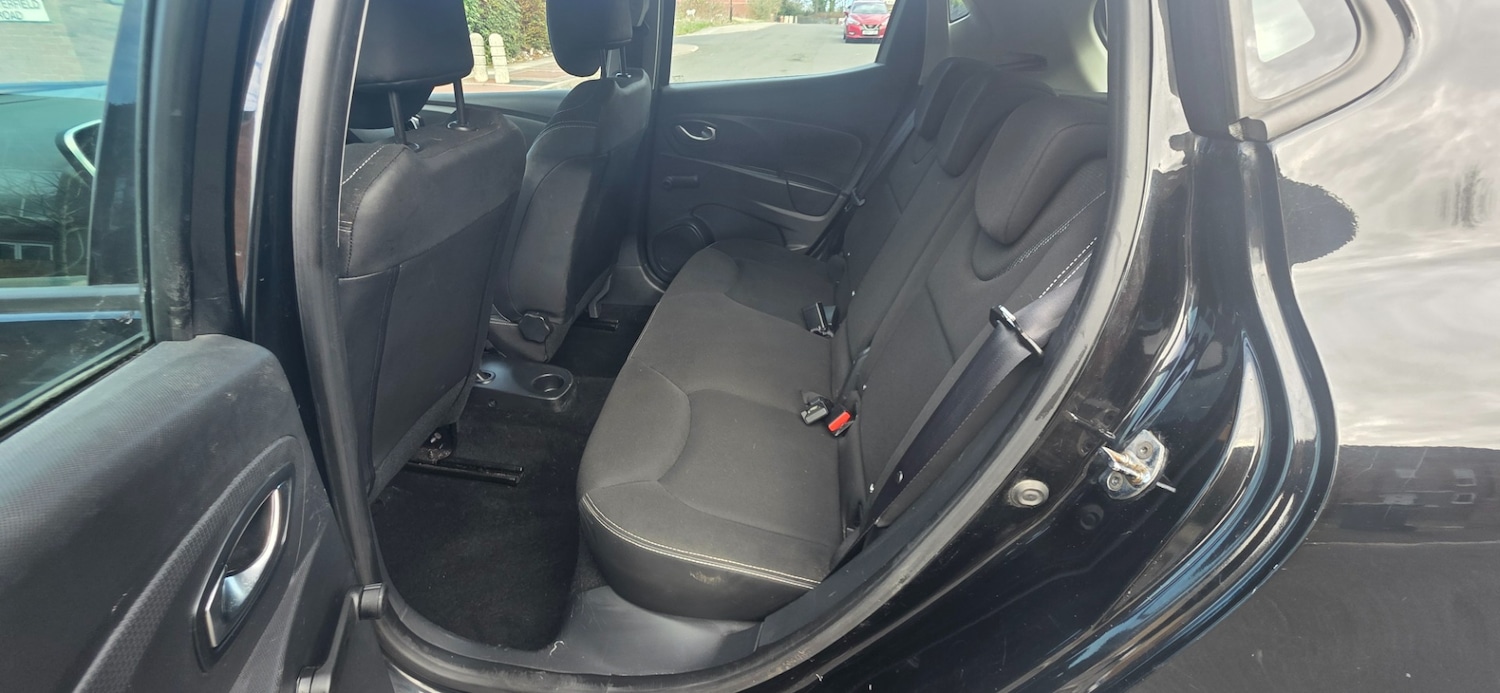 Used Renault Clio 2015 for sale - 77694456: Photo 16