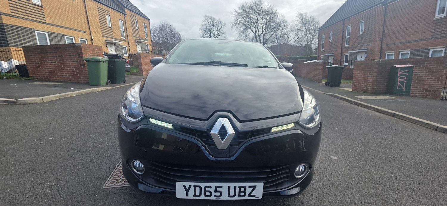 Used Renault Clio 2015 for sale - 77694456: Photo 2