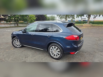 Used Porsche Cayenne 2013 for sale - 75535659: Photo
