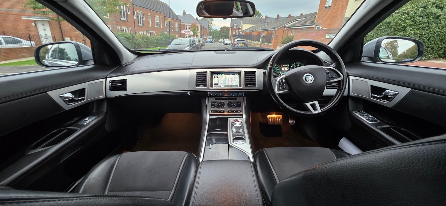 Used Jaguar XF 2013 for sale - 76149720: Photo 15