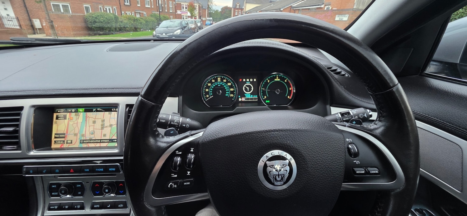 Used Jaguar XF 2013 for sale - 76149720: Photo 20