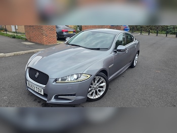 Used Jaguar XF 2013 for sale - 76149720: Photo 4