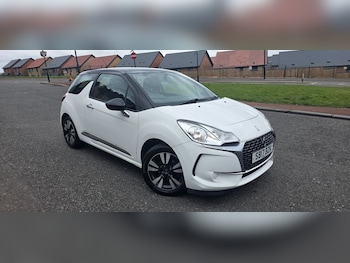 2017 (17) - 1.2 PureTech 82 Chic 3dr