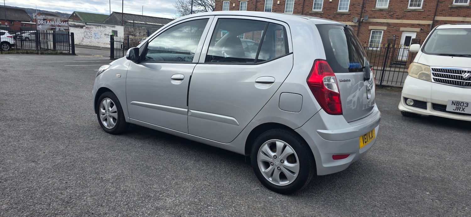 Used Hyundai i10 2011 for sale - 77818219: Photo 10