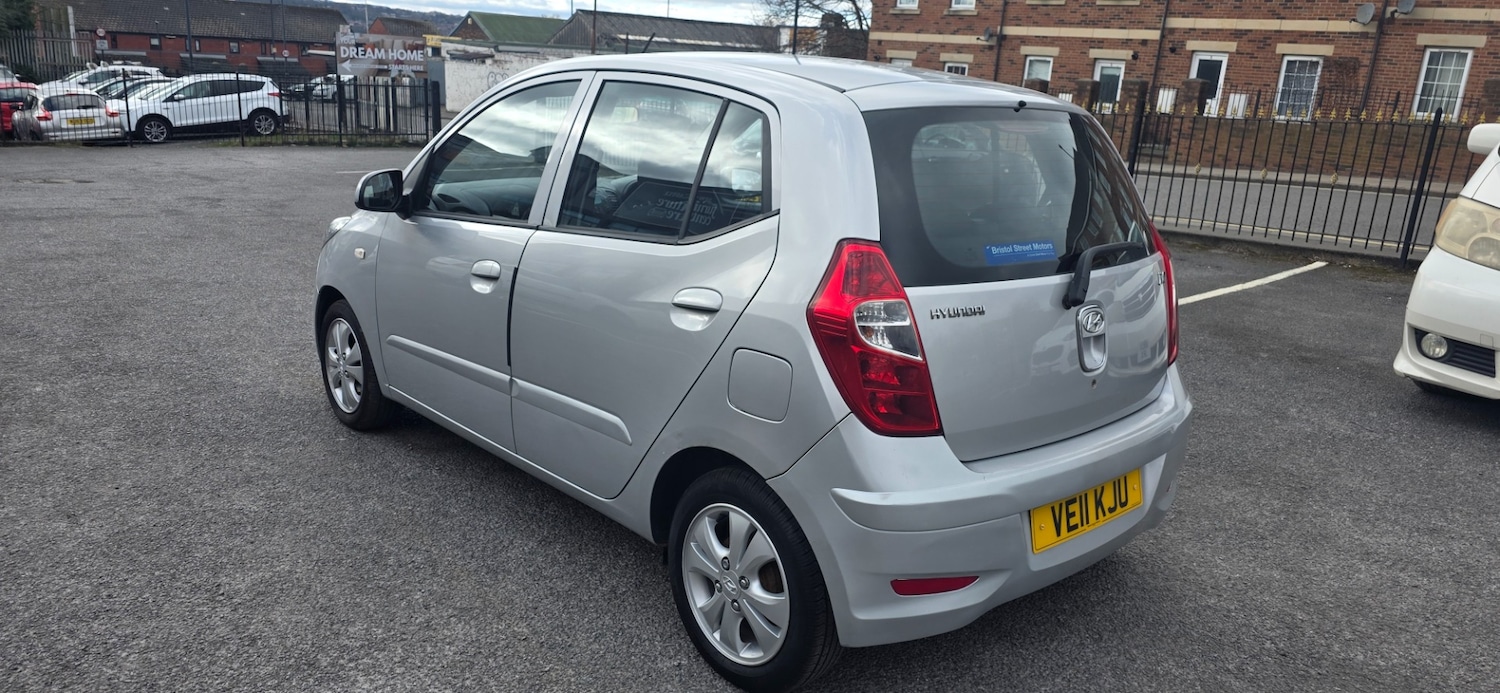 Used Hyundai i10 2011 for sale - 77818219: Photo 18