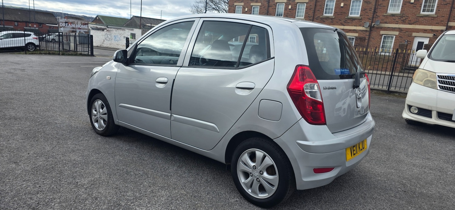Used Hyundai i10 2011 for sale - 77818219: Photo 7