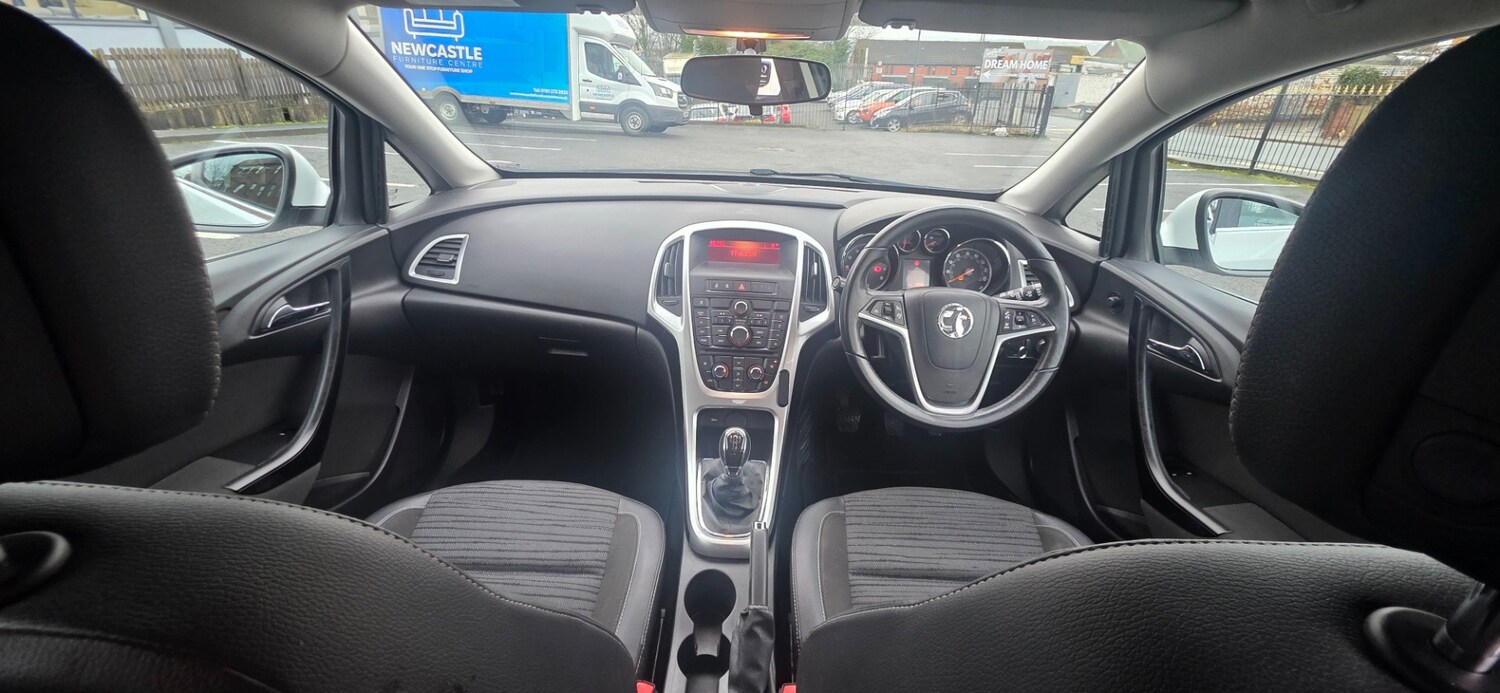 Used Vauxhall Astra 2015 for sale - 77478261: Photo 17