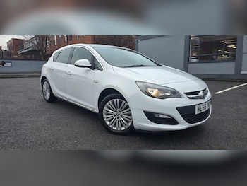 Used Vauxhall Astra 2015 for sale - 77478261: Photo