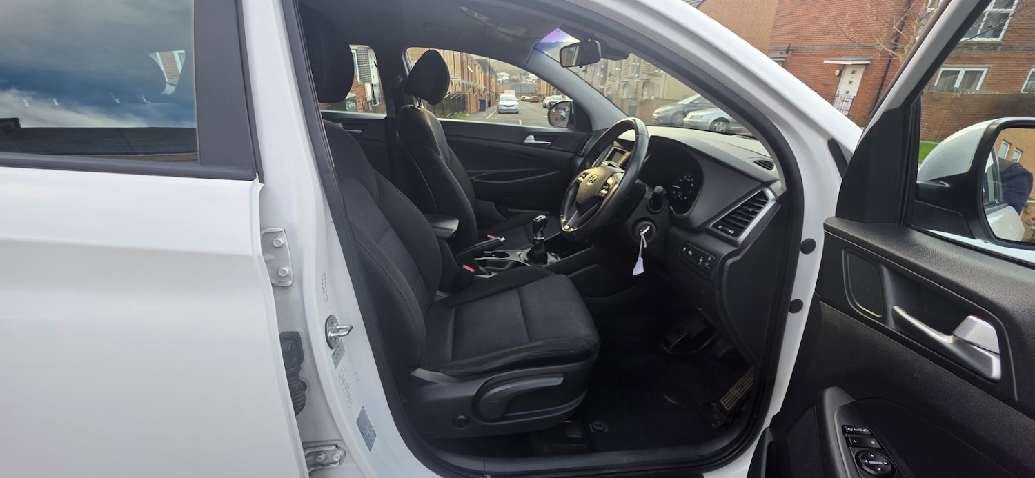 Used Hyundai TUCSON 2017 for sale - 76908202: Photo 12