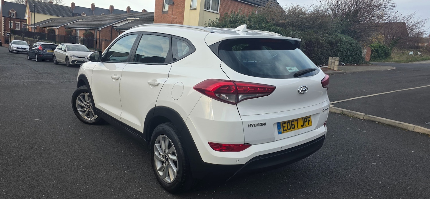 Used Hyundai TUCSON 2017 for sale - 76908202: Photo 2