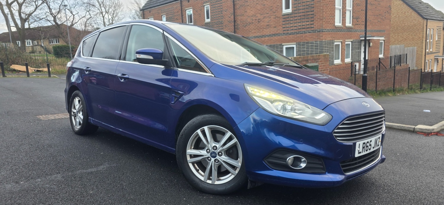 Used Ford S-Max 2015 for sale - 77071741: Photo 2