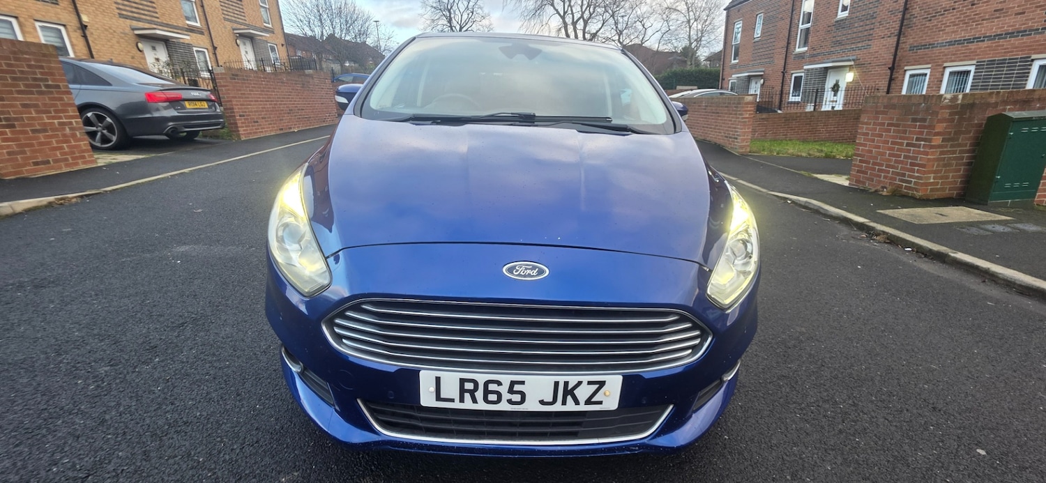 Used Ford S-Max 2015 for sale - 77071741: Photo 4