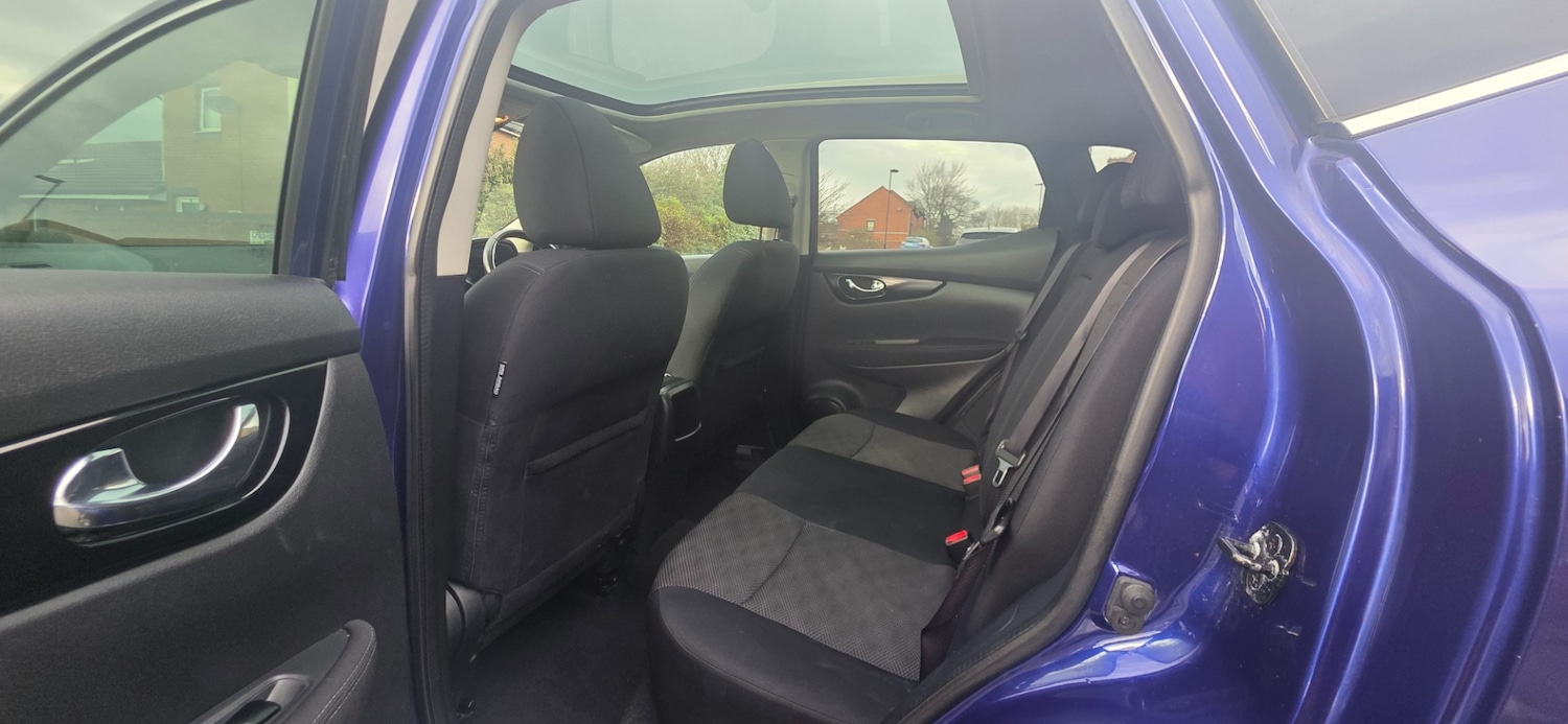 Used Nissan Qashqai 2014 for sale - 77665124: Photo 15