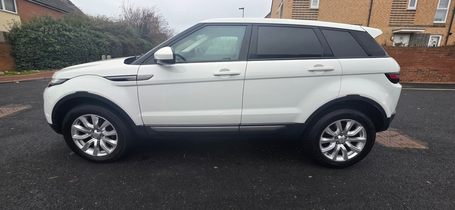 Used Land Rover Range Rover Evoque 2015 for sale - 76707618: Photo 13