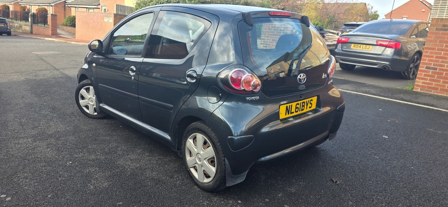 Used Toyota AYGO 2011 for sale - 76557156: Photo 18