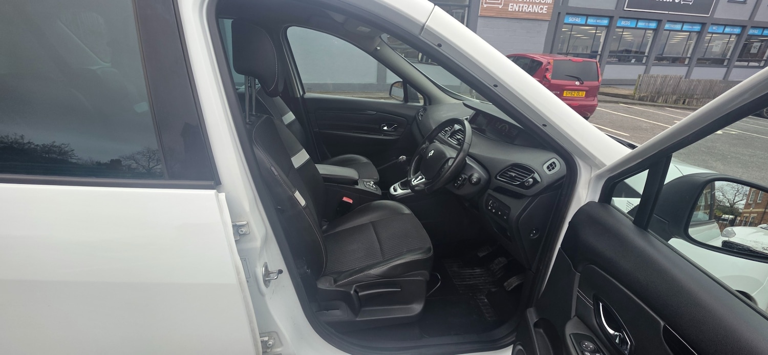 Used Renault Scenic 2015 for sale - 78131852: Photo 11
