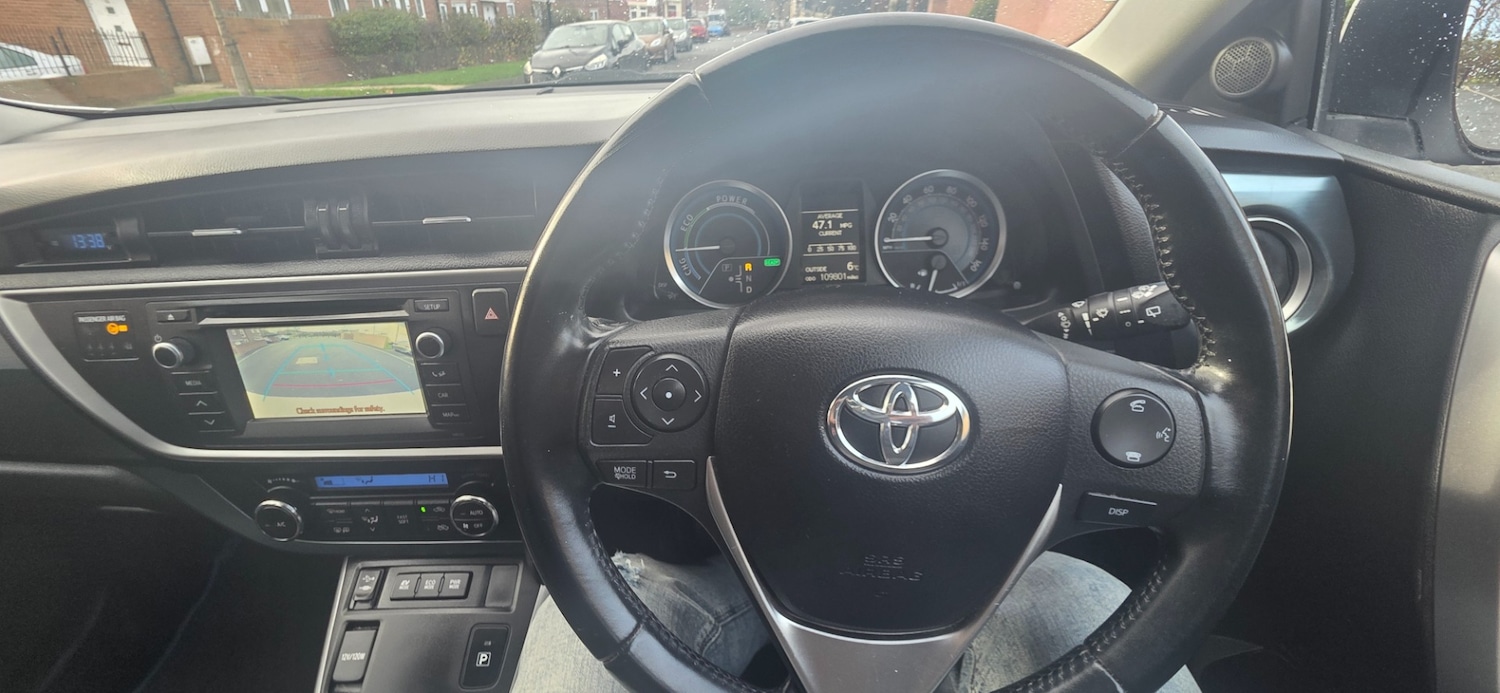 Used Toyota Auris 2014 for sale - 76603098: Photo 15